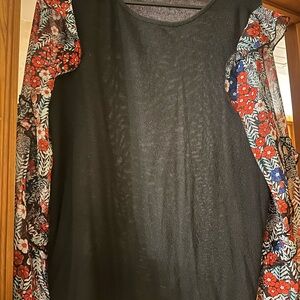 SHEIN Black Knit Top